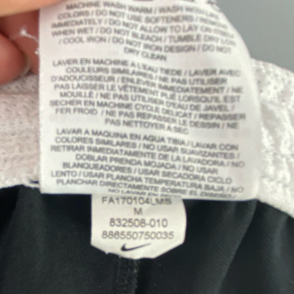 Nike Men's Black & White Stripe Athletic Soccer Shorts Men's sz medium - Picture 5 of 11